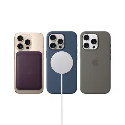 iPhone 16 Pro Max 256 GB Pouštní titan *Třída B*